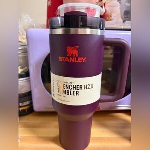 Authentic Stanley Quencher H2.0 Tumbler in Deep Purple